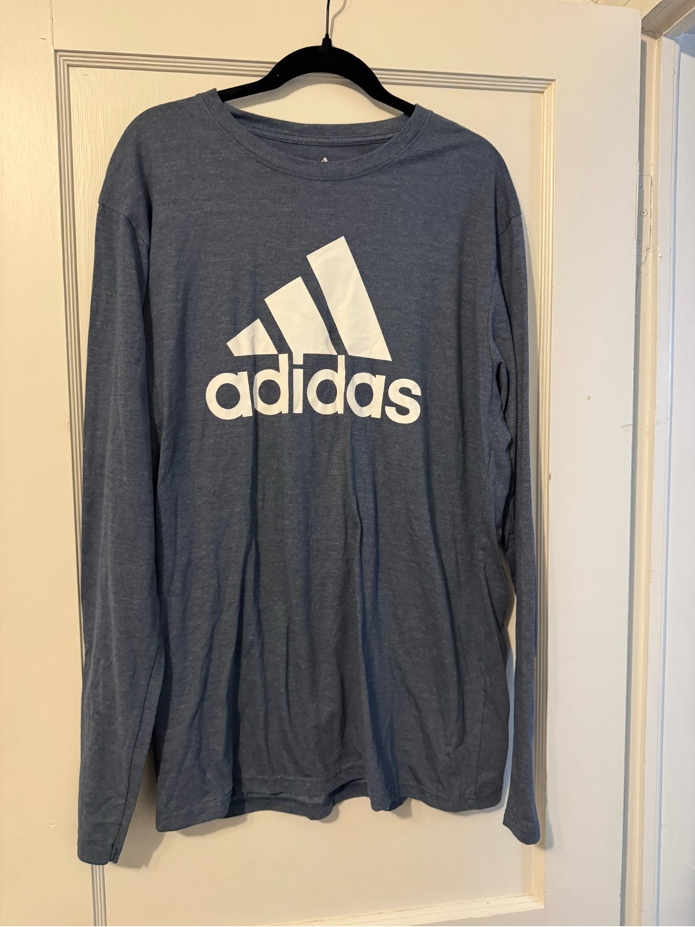 Adidas mens Long-Sleeve Logo Tee in Heather Blue